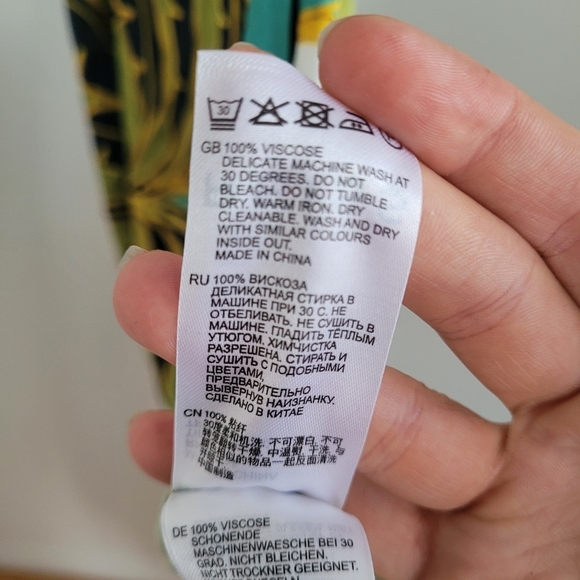 Reiss Elegant Green and White One-Shoulder Dress - Picture 7 of 8